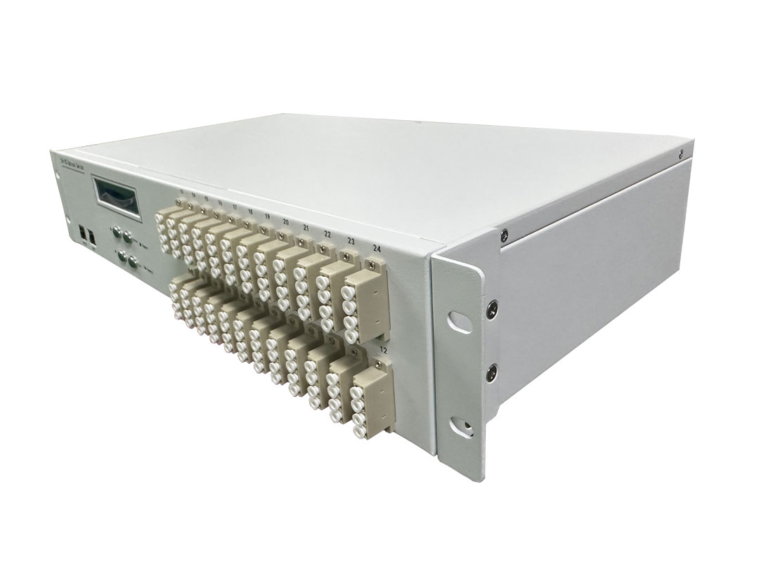 32&times;32 機架式矩陣光開關(guān) - 廣西科毅光通信